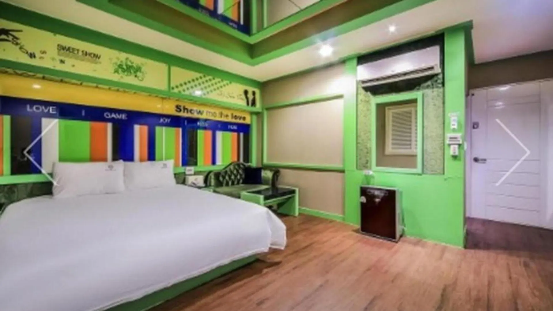 Show Hotel Haeundae Пусан